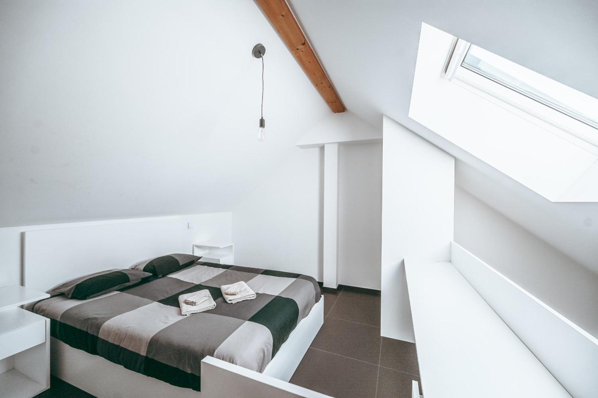 Wake Up Esch City Exterior foto
